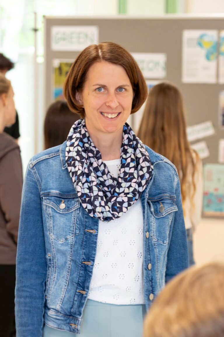 Mag. Linda Lukes